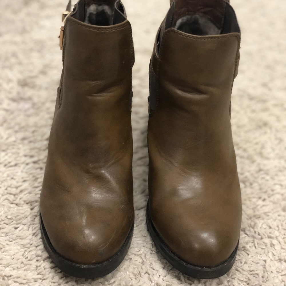 New Look Foot Bridget Women’s Ankle Boats Size 5